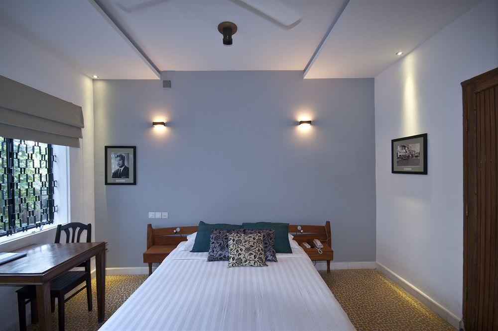 The Sangkum Hotel Phnom Penh Exteriör bild