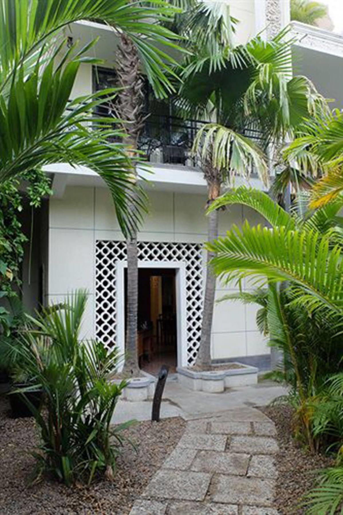 The Sangkum Hotel Phnom Penh Exteriör bild