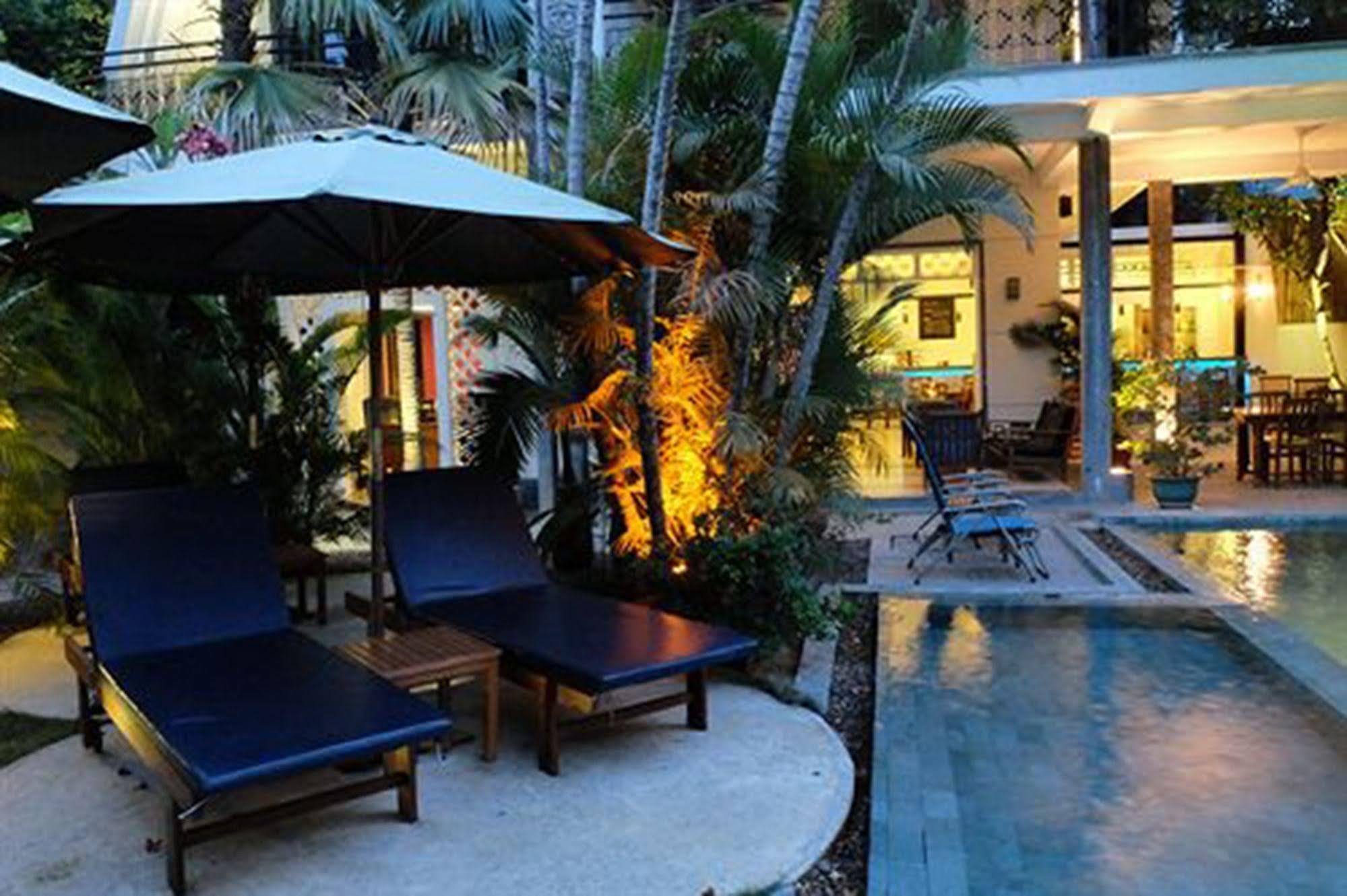 The Sangkum Hotel Phnom Penh Exteriör bild