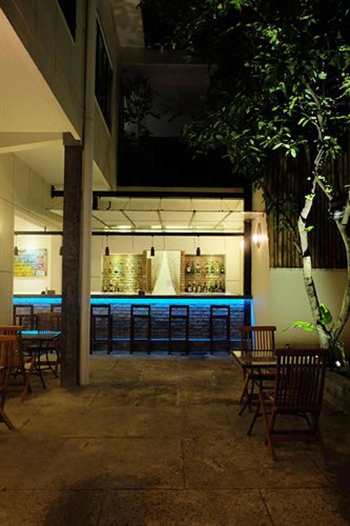 The Sangkum Hotel Phnom Penh Exteriör bild