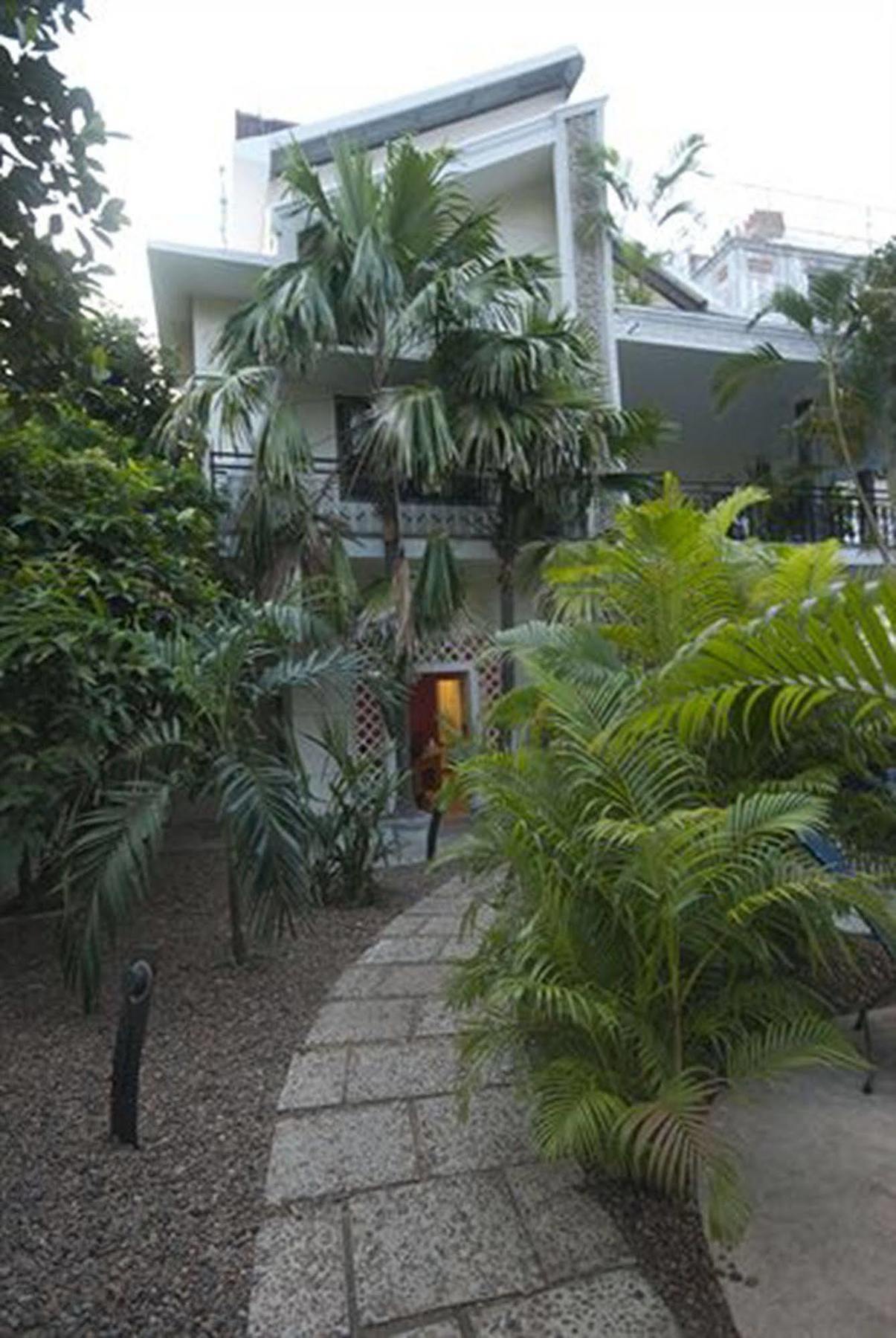 The Sangkum Hotel Phnom Penh Exteriör bild