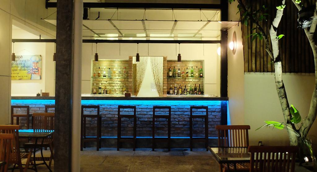 The Sangkum Hotel Phnom Penh Exteriör bild